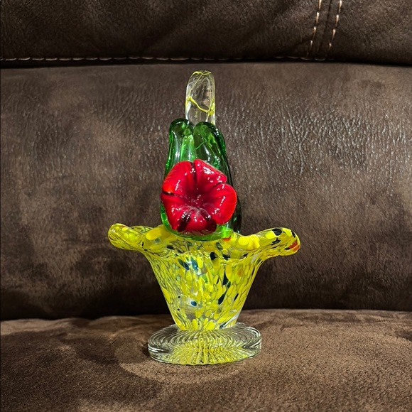 Glass Basket with Floral Accents EUC - Picture 4 of 9